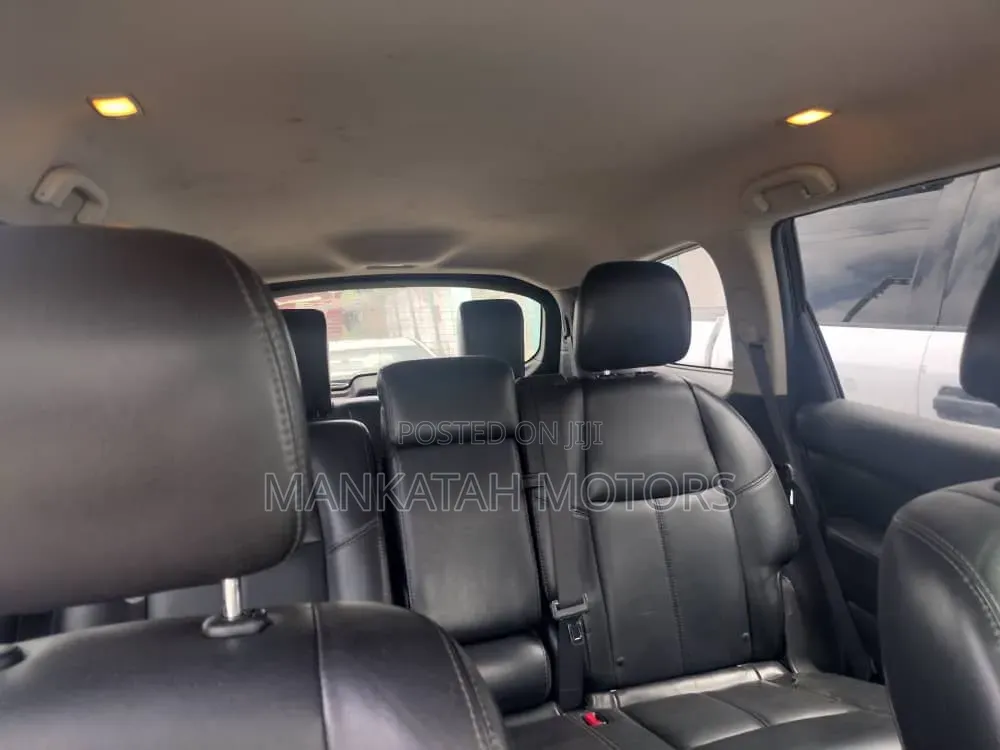 Nissan Pathfinder 2013 Black