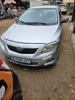Toyota Corolla 2010 Silver