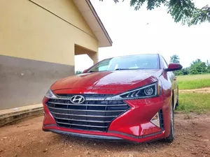 Hyundai Elantra 2020 Red