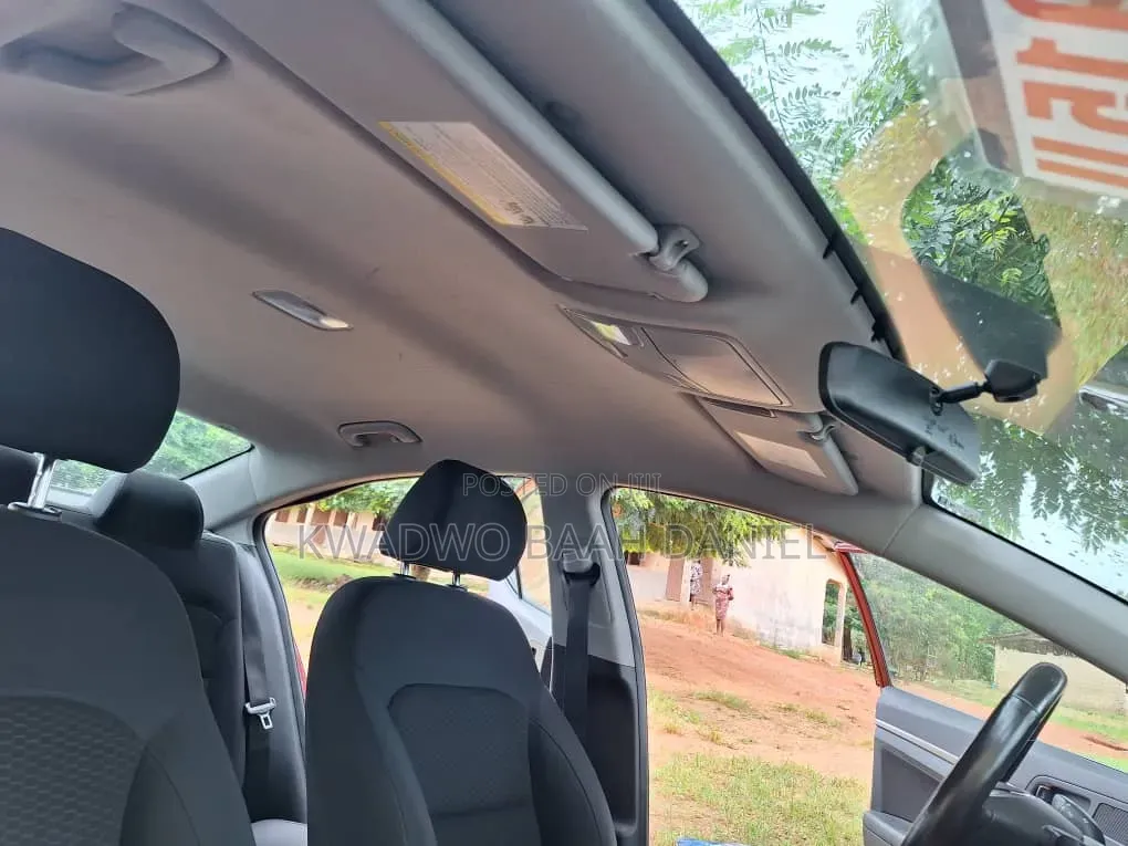 Hyundai Elantra 2020 Red