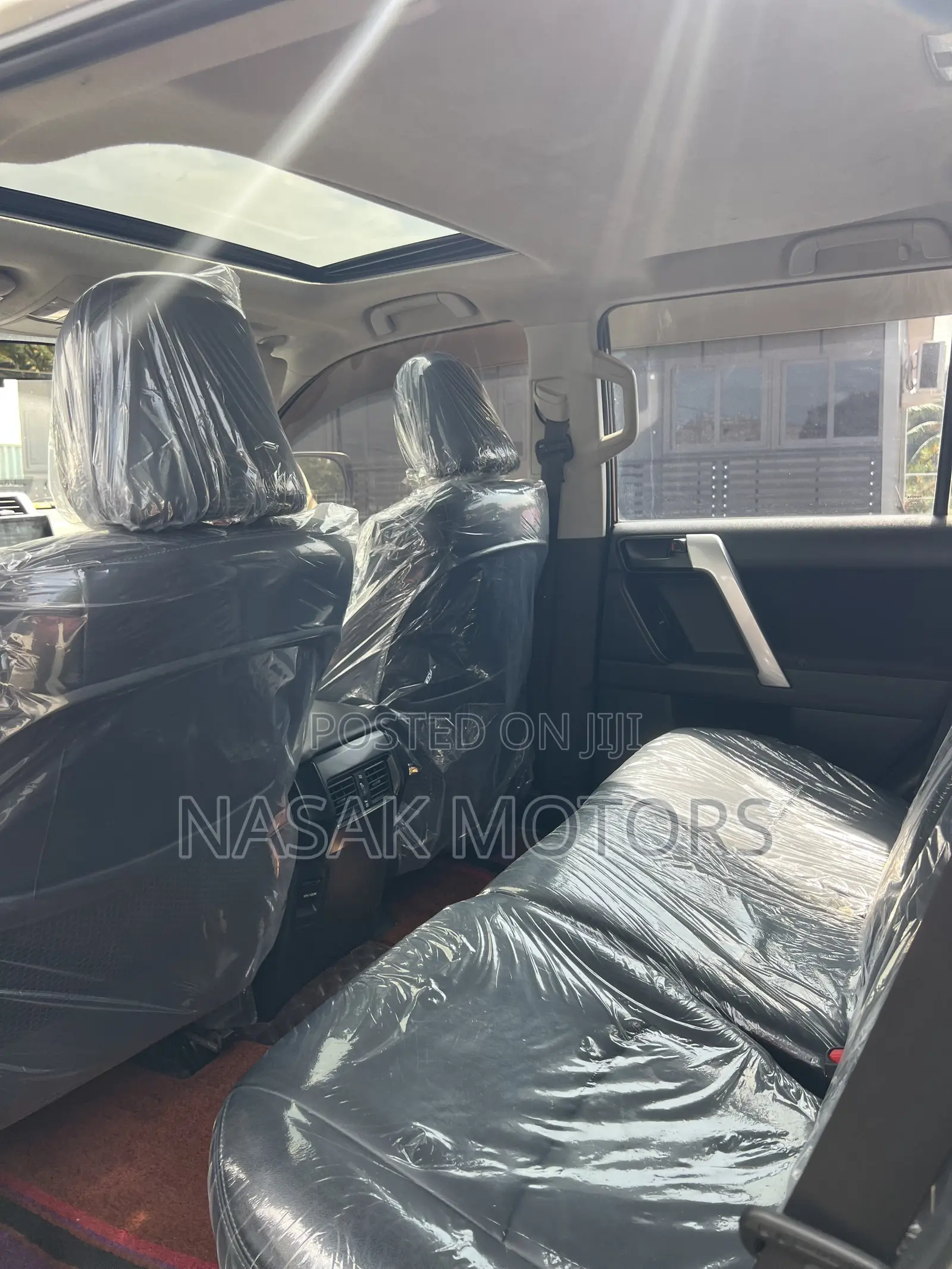 Toyota Land Cruiser Prado 2.7 2017 White