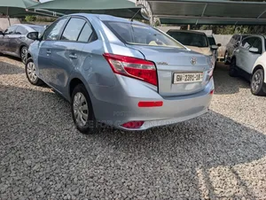 Toyota Yaris 2017 Blue