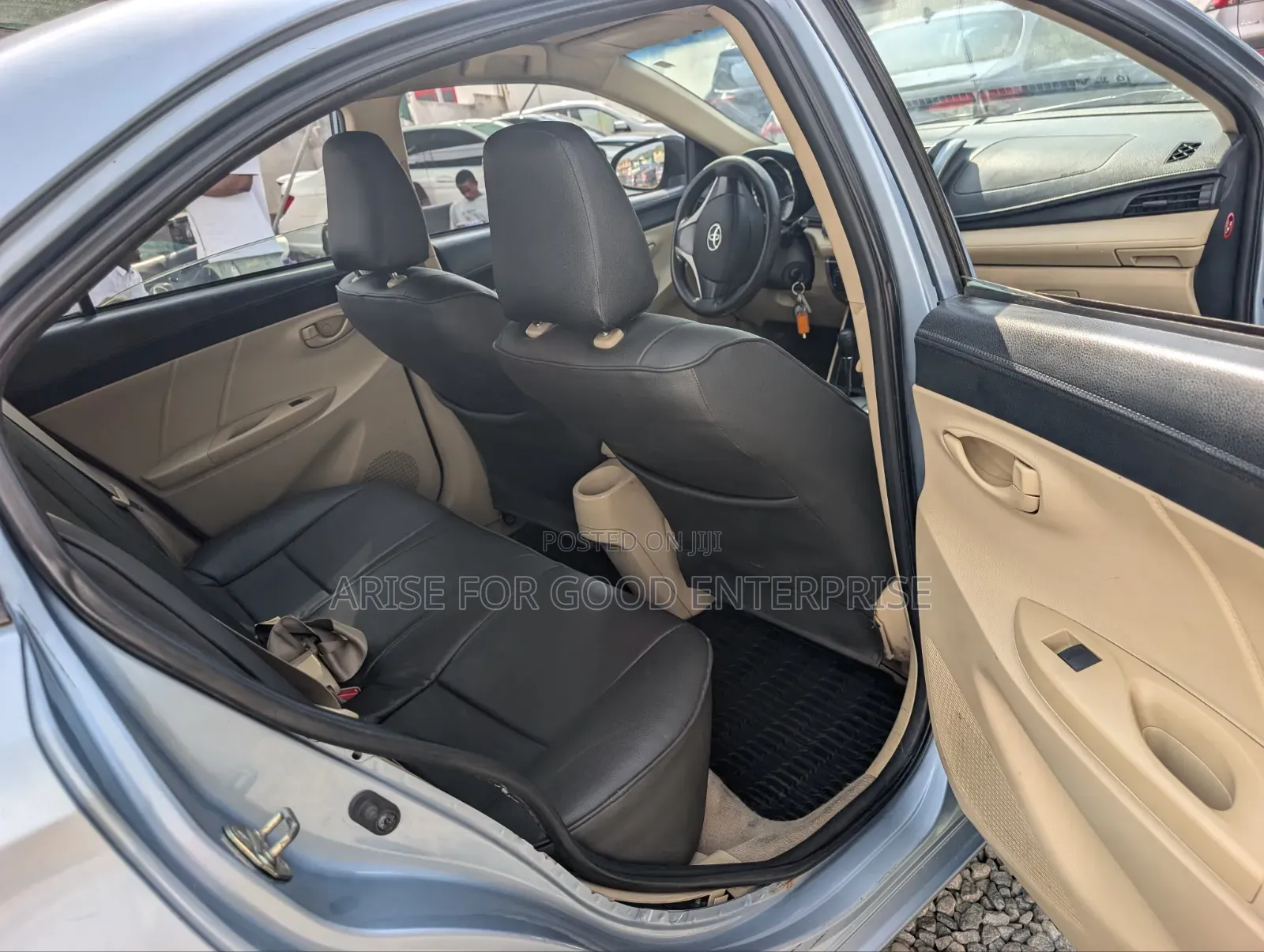 Toyota Yaris 2017 Blue