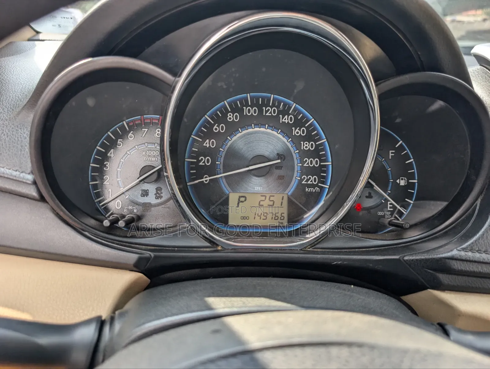 Toyota Yaris 2017 Blue