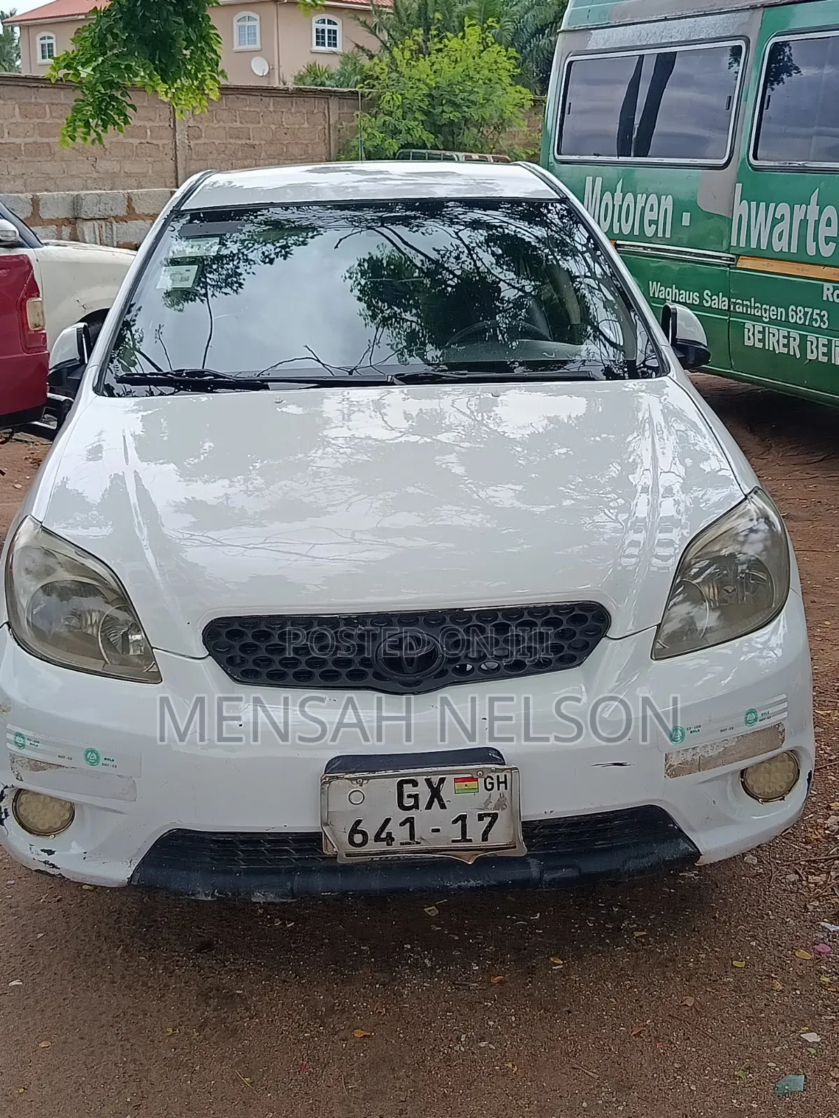 Toyota Matrix 2005 White