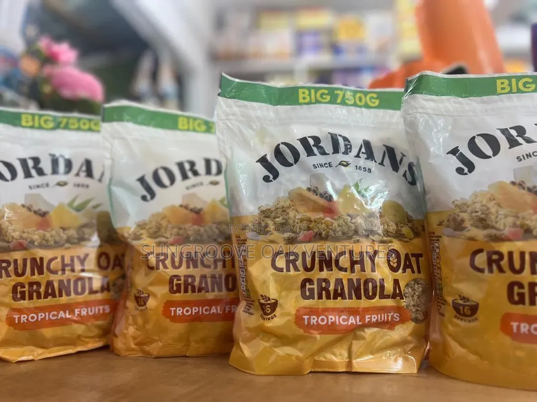 Jordans Crunchy Oats With Tropical Fruits 750g