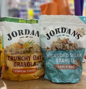 Jordans Crunchy Oats With Tropical Fruits 750g