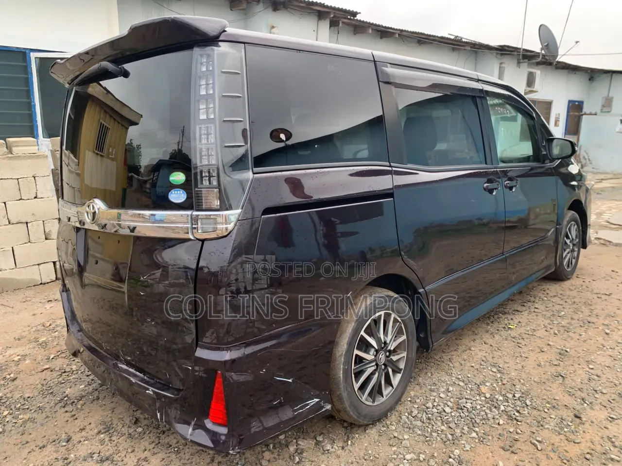 Toyota Voxy 2014 Black