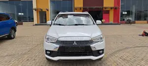 Mitsubishi Outlander Sport 2017 White