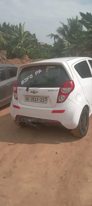 Chevrolet Spark 2012 White