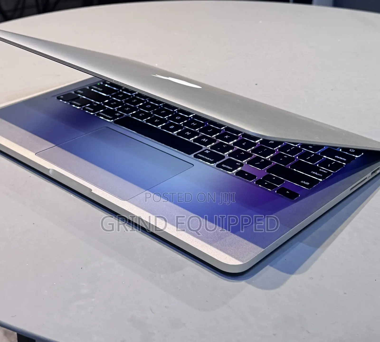 Laptop Apple MacBook 2015 8GB Intel Core i5 SSD 256GB