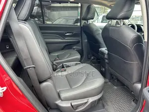 Toyota Grand Highlander 2024 Red