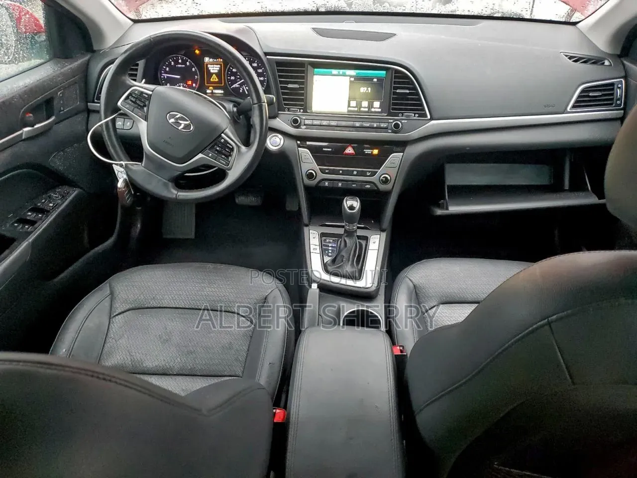 Hyundai Elantra 2017 Red