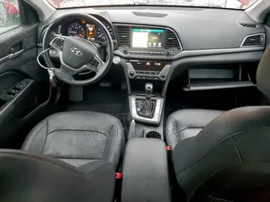 Hyundai Elantra 2017 Red