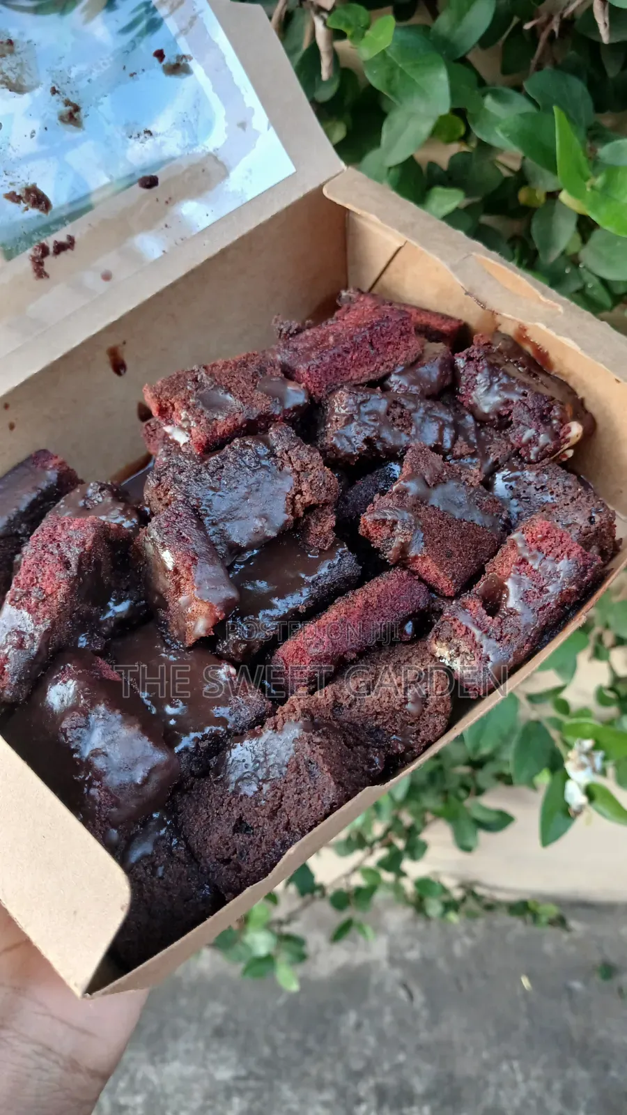 Brownie Bites With Milky Melted Chocolate