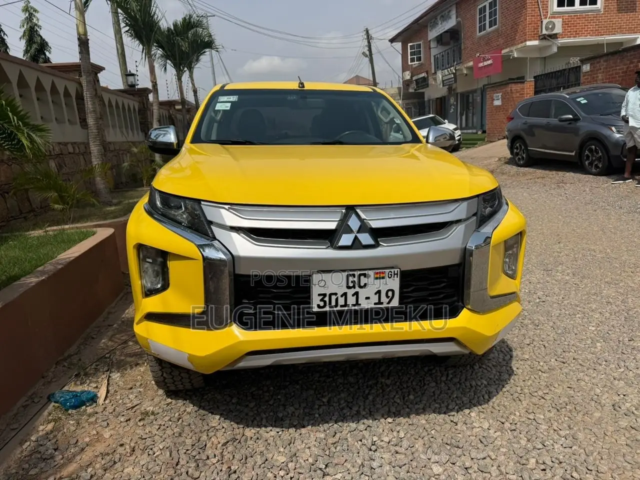 Mitsubishi L200 2019 Yellow
