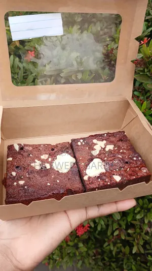 Red Velvet Brownies With White Chocolate