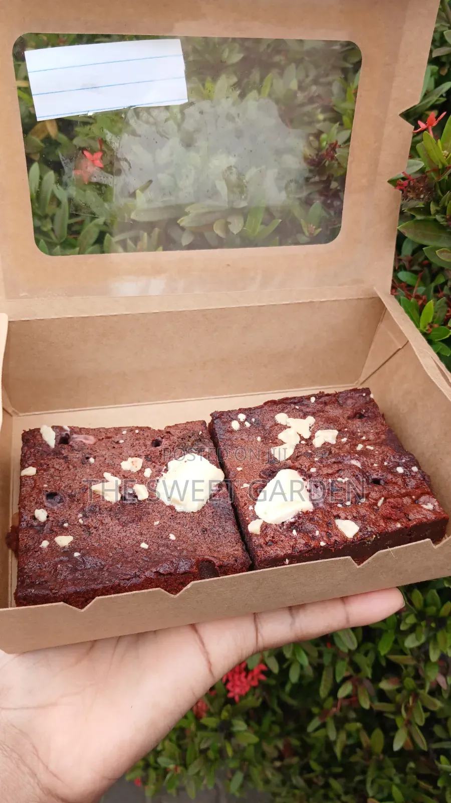 Red Velvet Brownies With White Chocolate