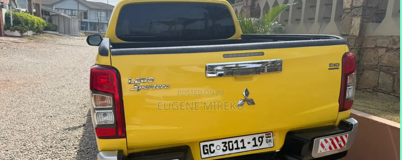 Mitsubishi L200 2019 Yellow