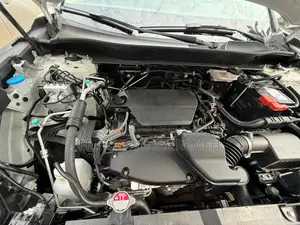 Honda CR-V 2023 Silver