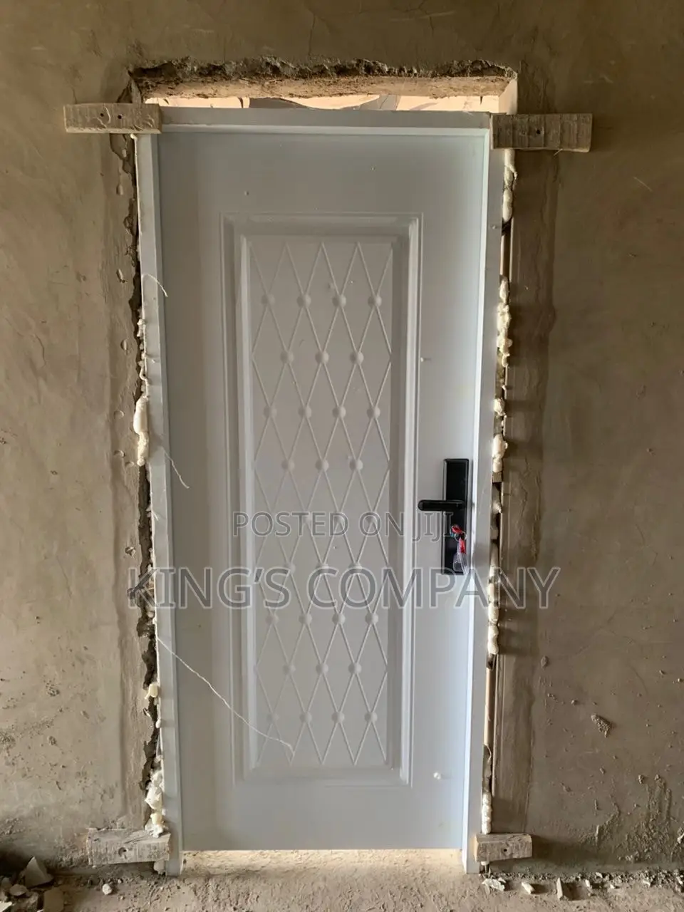 Door’s Installing Service