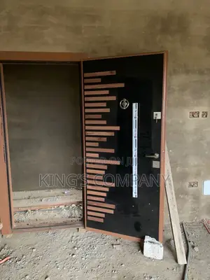 Door’s Installing Service