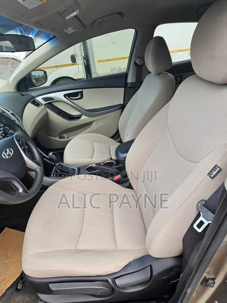 Hyundai Elantra 2015 Beige