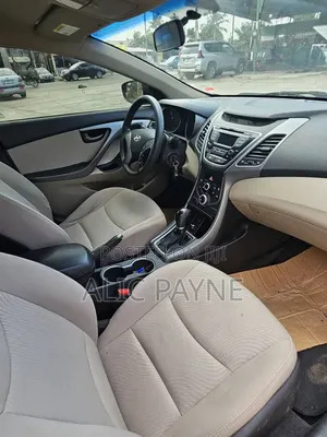 Hyundai Elantra 2015 Beige