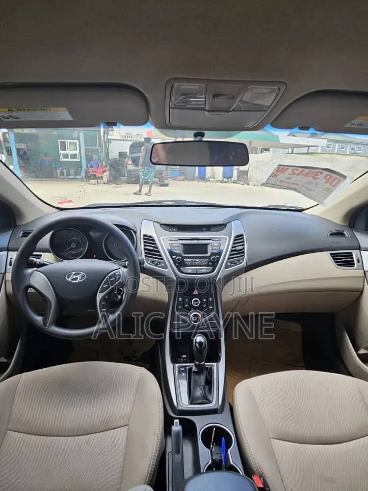 Hyundai Elantra 2015 Beige