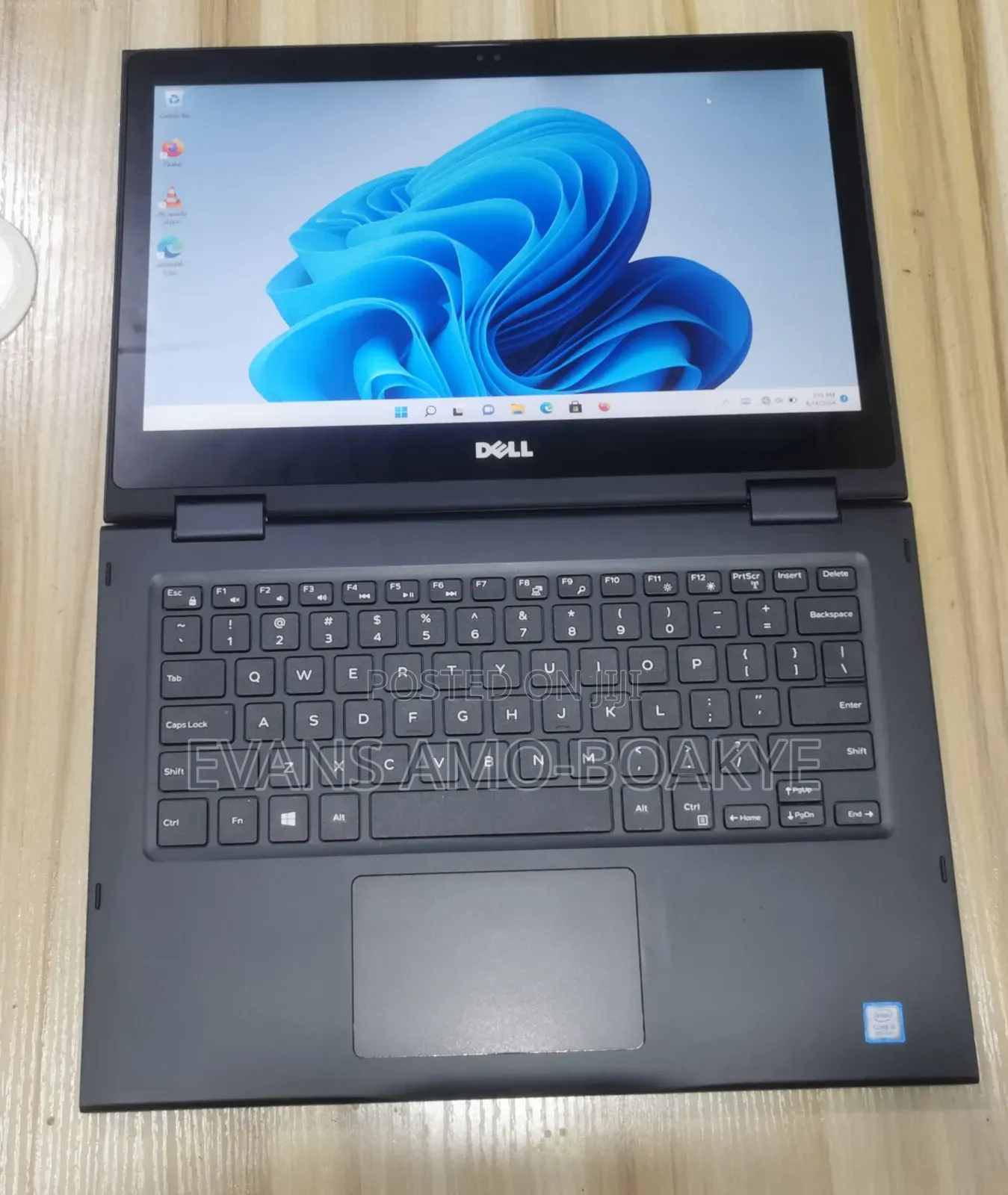 Laptop Dell Latitude 3390 2-in-1 8GB Intel Core i5 HDD 500GB