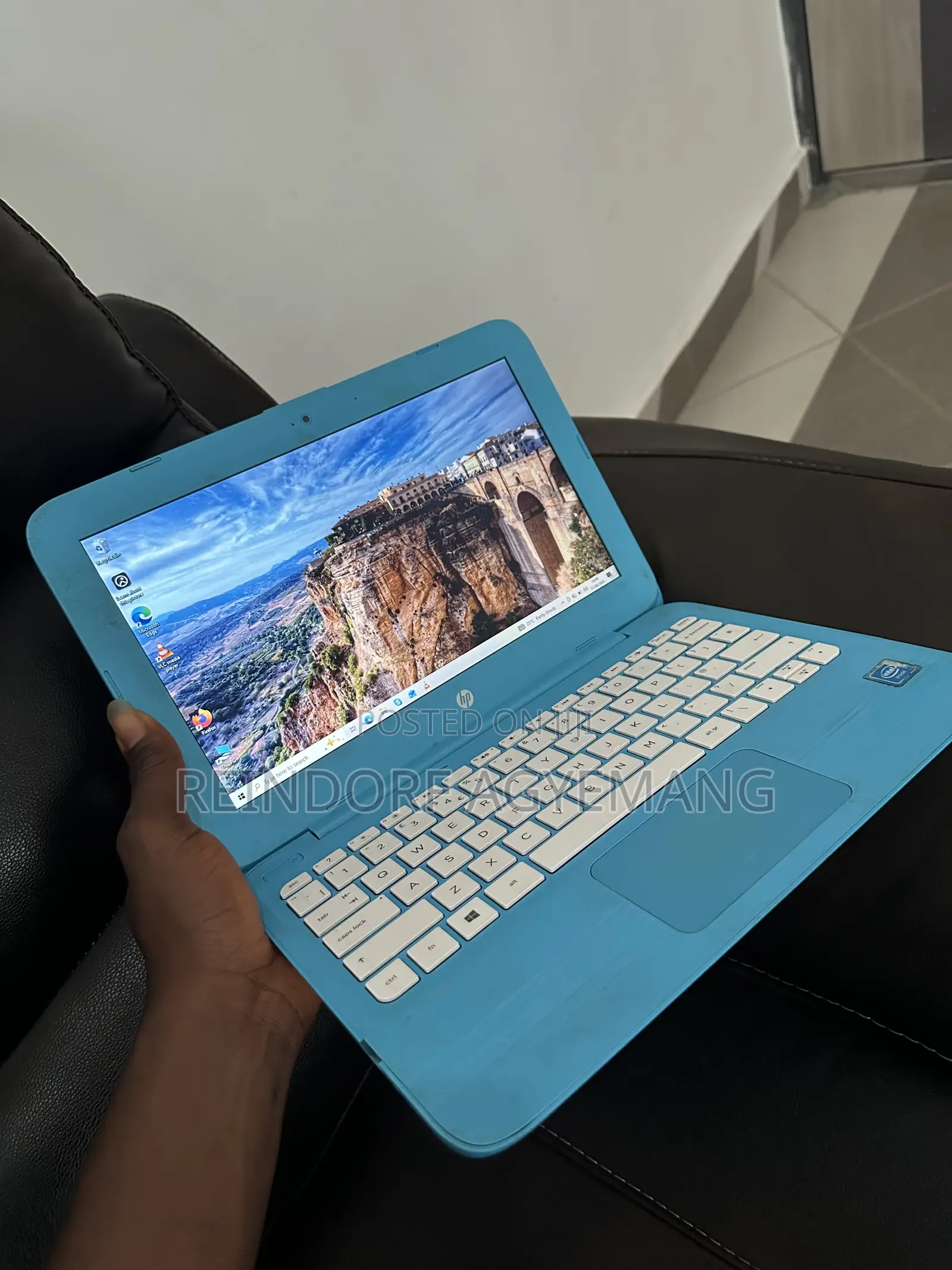 Laptop HP Stream 11 2GB Intel Celeron eMMC 32GB