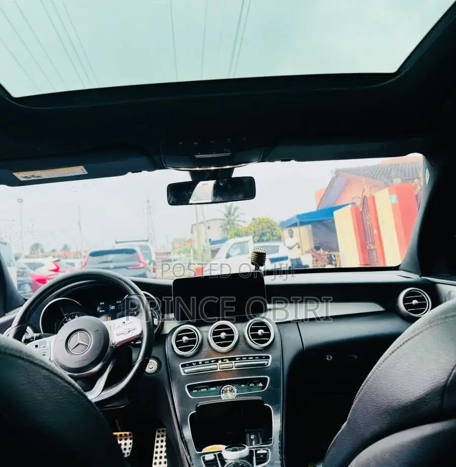 Mercedes-Benz C300 2020 Black