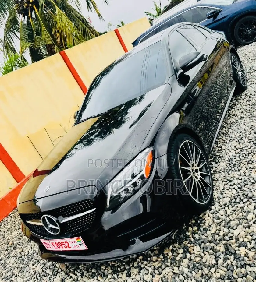 Mercedes-Benz C300 2020 Black