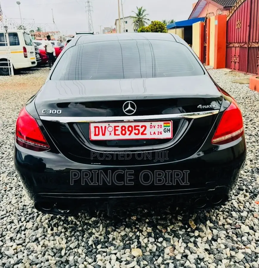 Mercedes-Benz C300 2020 Black