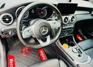 Mercedes-Benz C300 2020 Black