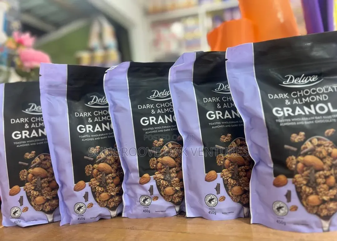 Deluxe Dark Chocolate & Almond and Classic 450g