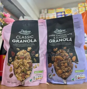 Deluxe Dark Chocolate & Almond and Classic 450g