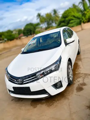 Toyota Corolla 2019 White