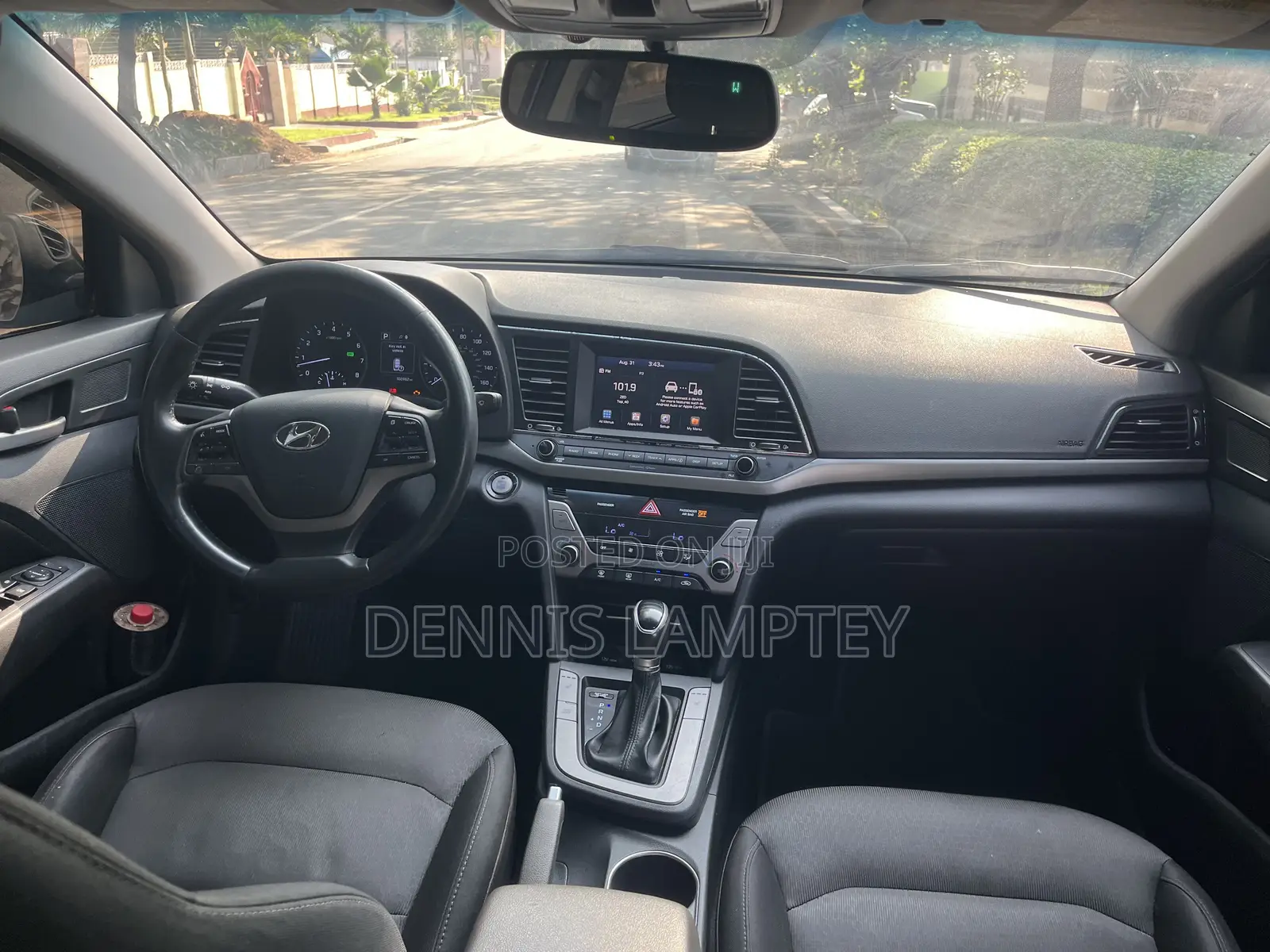 Hyundai Elantra 2017 Black