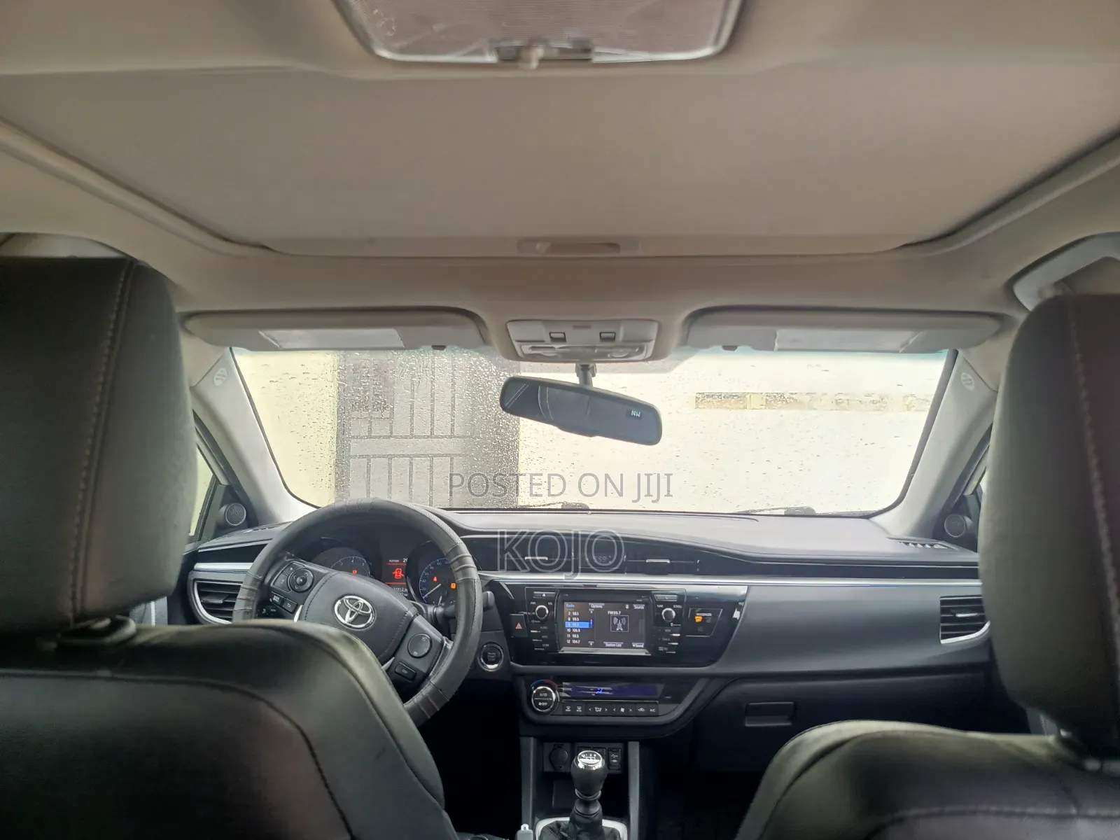 Toyota Corolla 2015 White