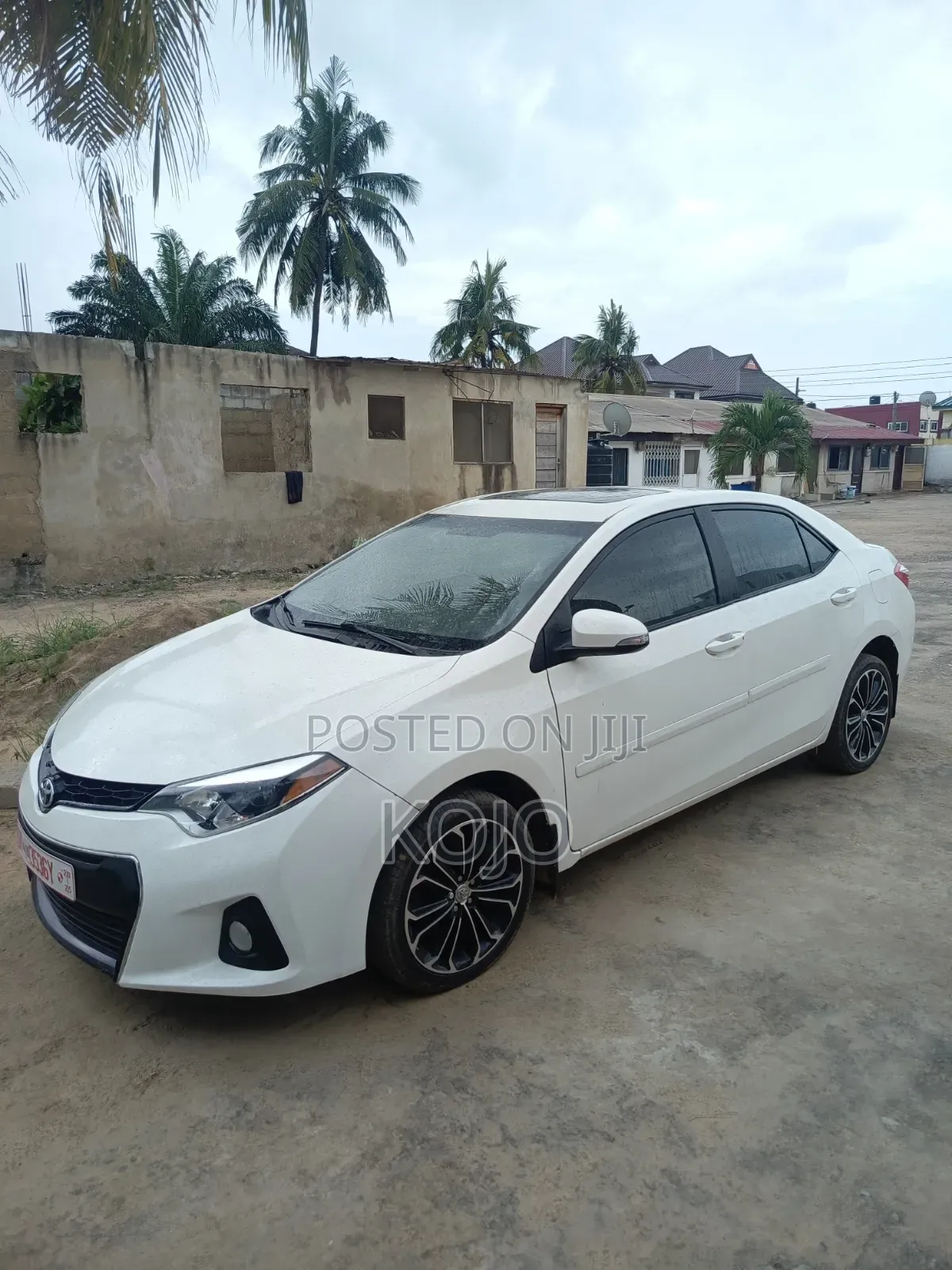 Toyota Corolla 2015 White