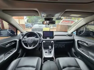 Toyota RAV4 2023 Black