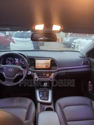 Hyundai Avante 2018 White