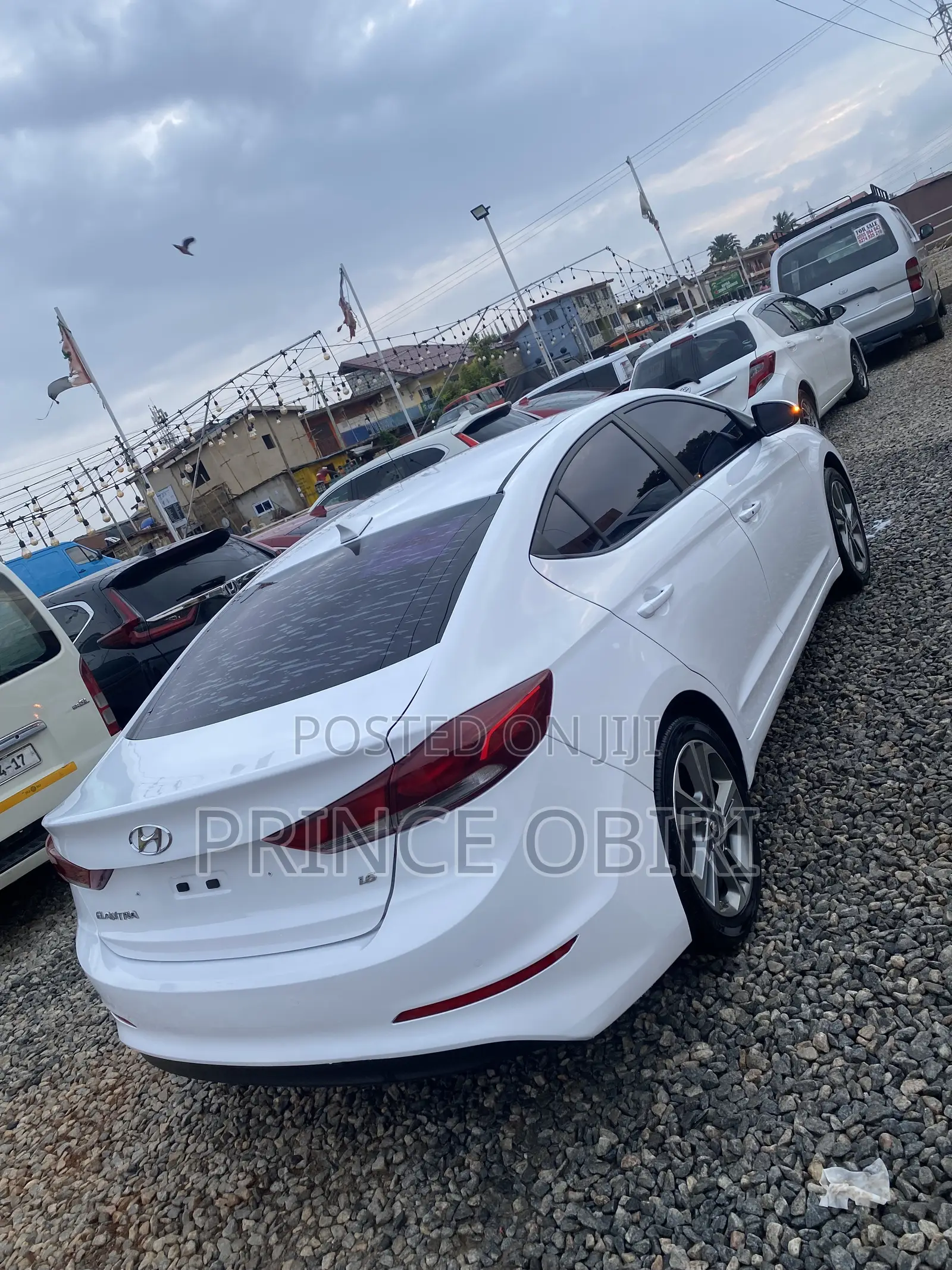 Hyundai Avante 2018 White