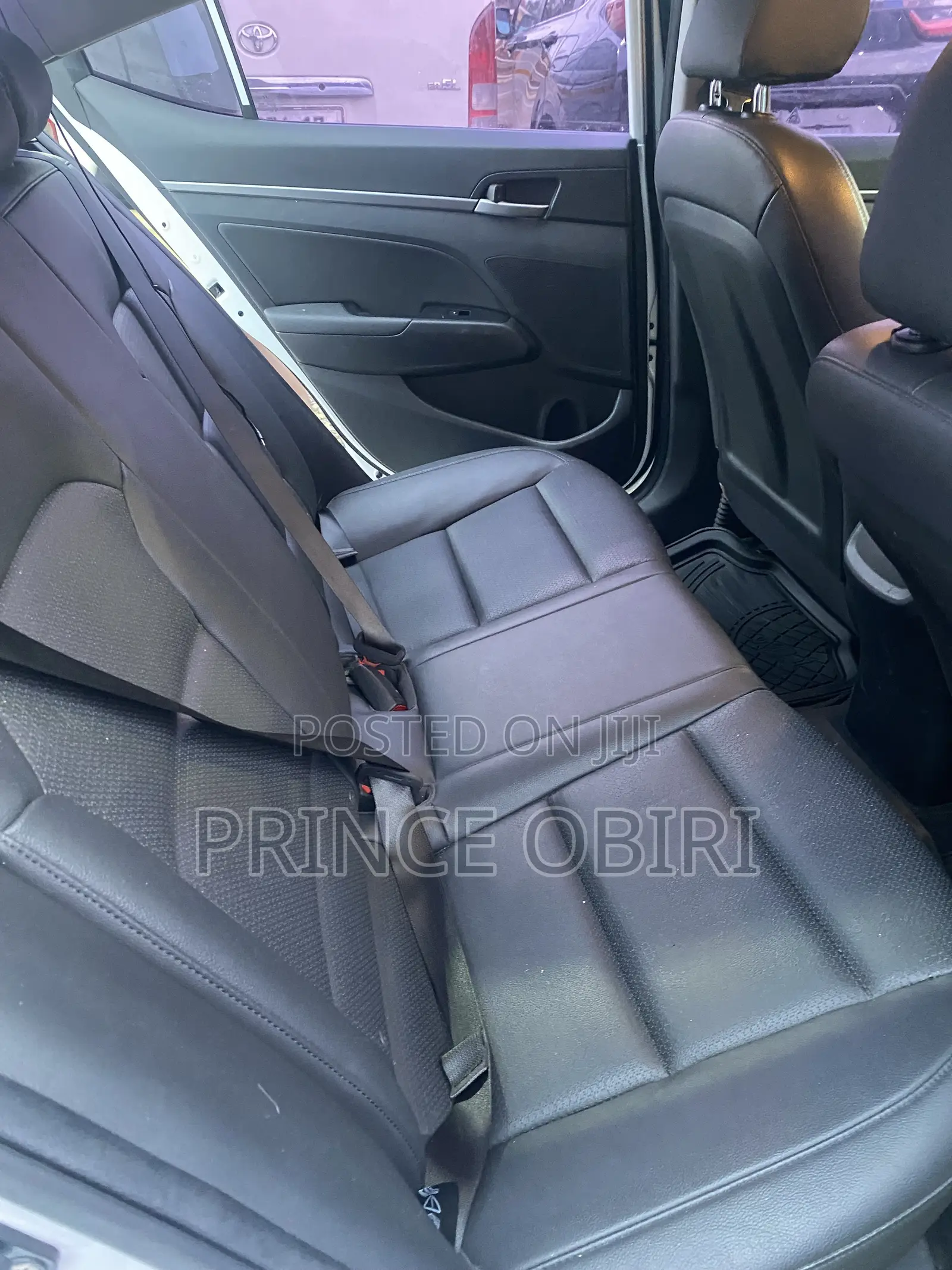 Hyundai Avante 2018 White