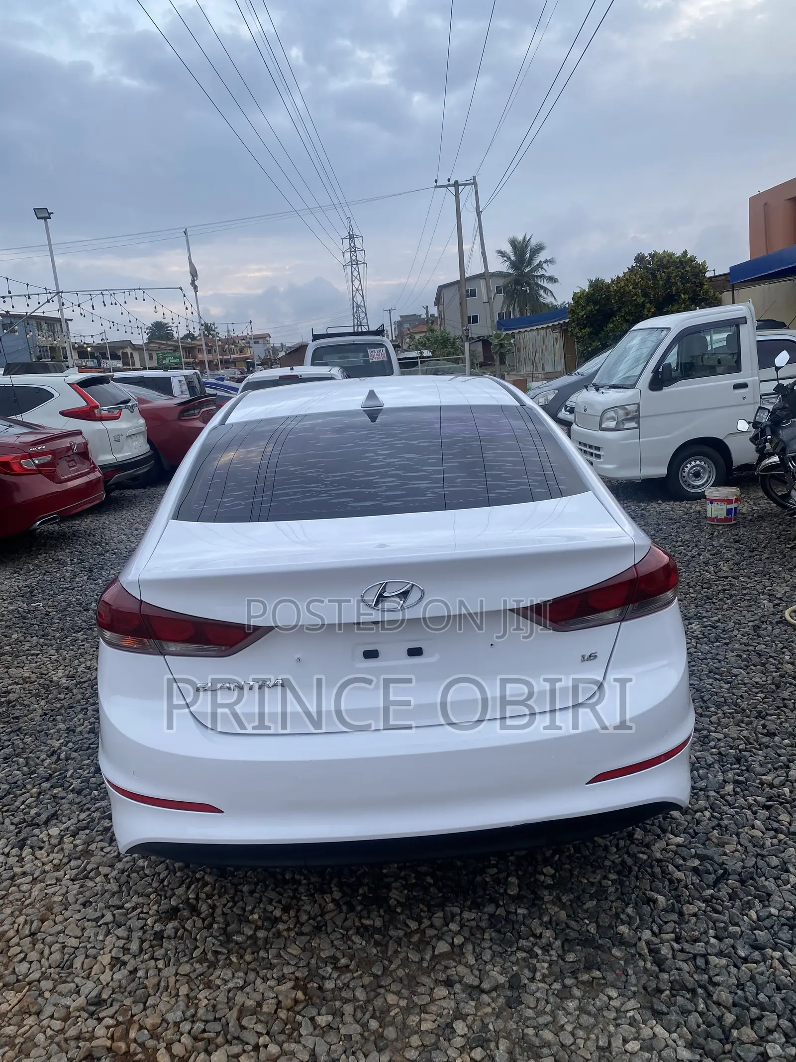 Hyundai Avante 2018 White