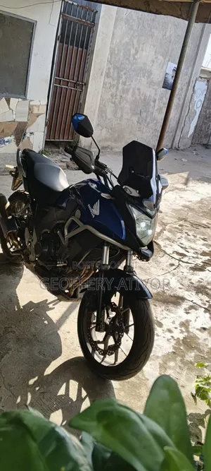 Honda CB 2019 Blue