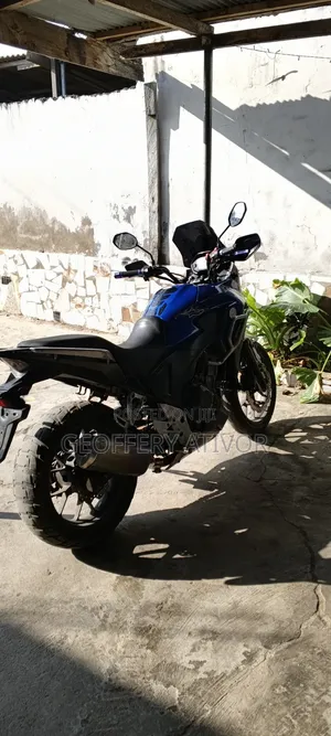 Honda CB 2019 Blue