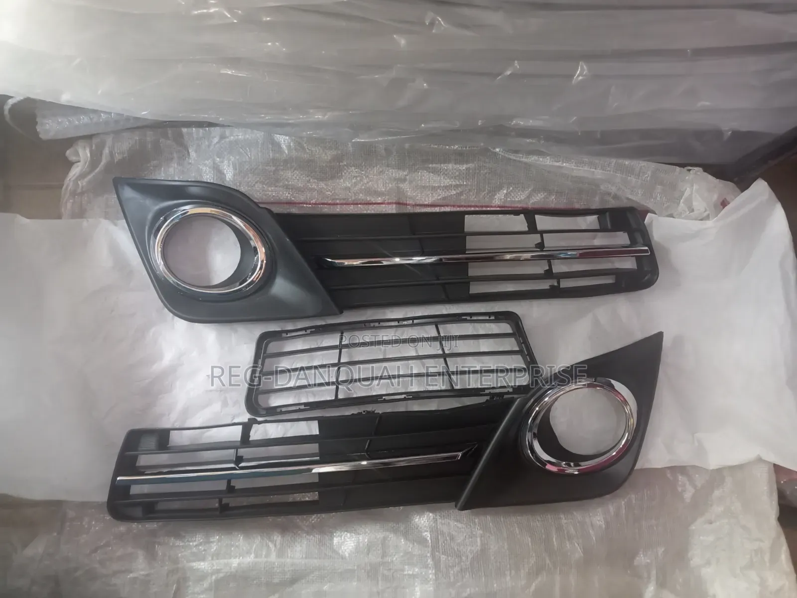 Camry 2012-2014 Down Grille Sports