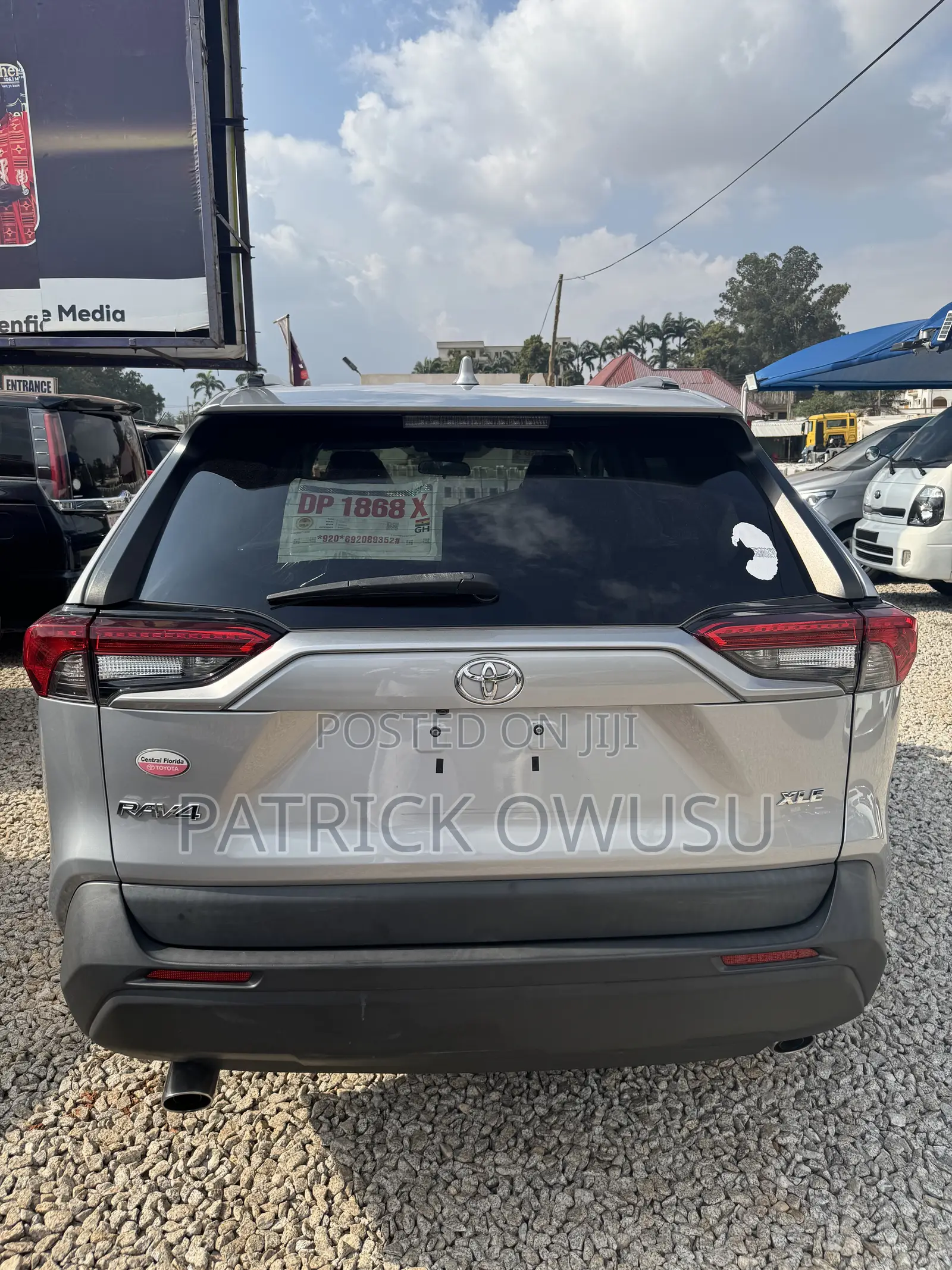 Toyota RAV4 2021 Silver